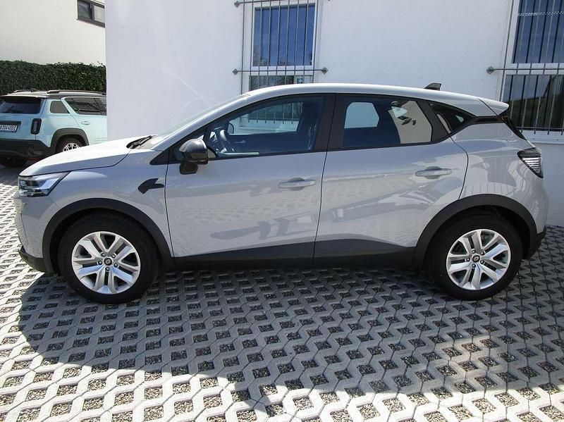 Second-hand Renault Captur Evolution 140 CP (102 kW) 2026 Gri SUV