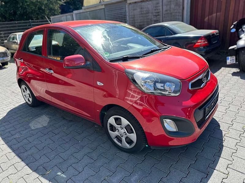 Rot Gebraucht 2014 Kia Picanto Spirit Kleinwagen | 5.999 € (Fairer Preis) - Bild 1/4