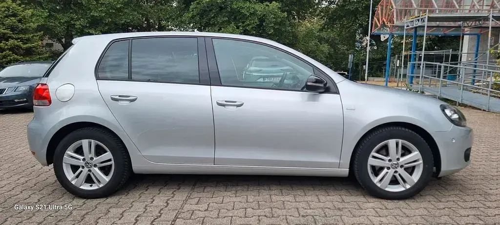 Gebraucht VW Golf VII Match 122 PS (89 kW) 2012 Silber Limousine