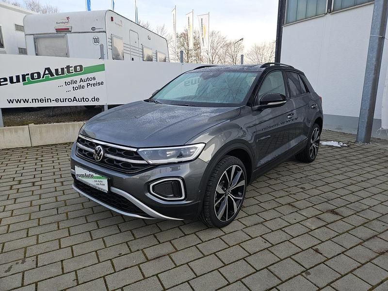Neu VW T-Roc Style 150 PS (110 kW) 2026 Indium grau/dach schwarz SUV