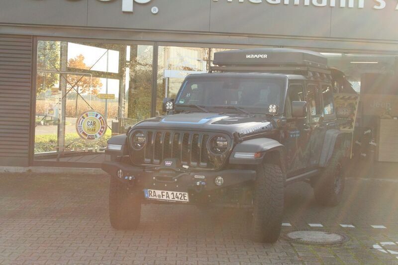 Schwarz Gebraucht 2022 Jeep Wrangler Unlimited Rubicon SUV | 64.900 € (Etwas zu teuer) - Bild 1/4