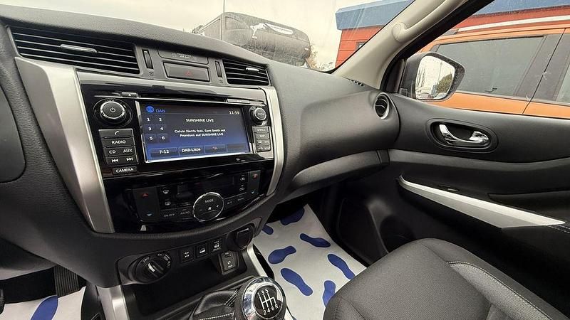 Gebraucht Renault Alaskan Experience 190 PS (139 kW) 2017 Rot Pickup