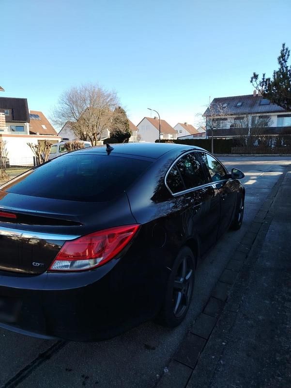 Gebraucht Opel Insignia 160 PS (117 kW) 2012 Braun Limousine