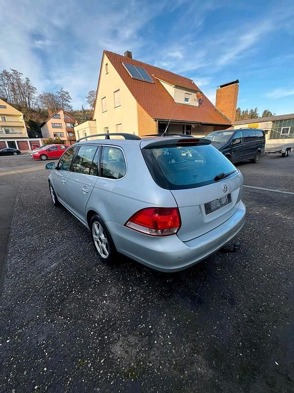 Gebraucht VW Golf V 140 PS (102 kW) 2008 Silber Kombi