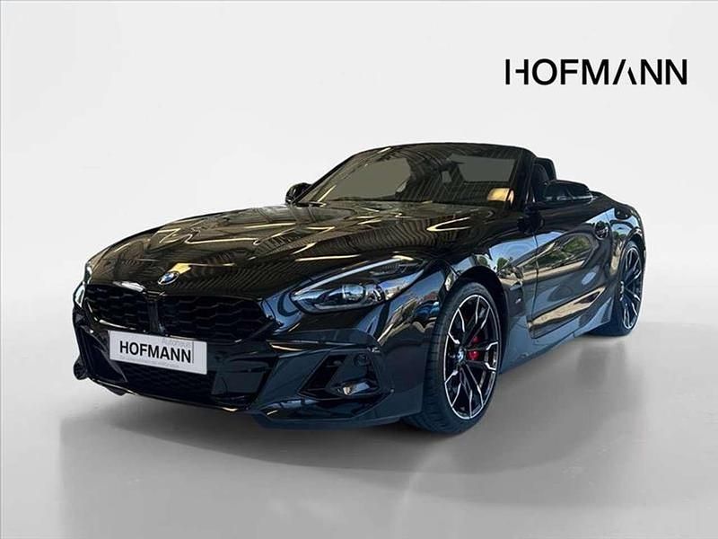 Saphirschwarz metallic Neu 2025 BMW Z4 M Cabrio | 69.620 € (Etwas zu teuer) - Bild 1/4