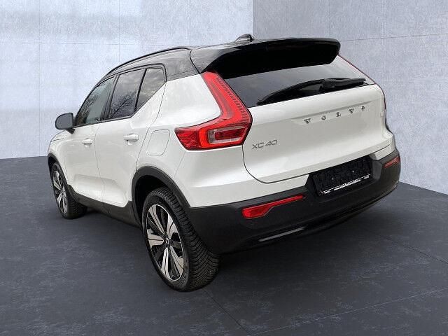Gebraucht Volvo XC40 Plus 169 kW (231 PS) 2022 Weiß SUV