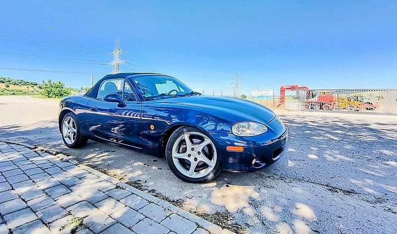Blau Gebraucht 2003 Mazda MX5 Sportive Cabrio | 6.999 € (Fairer Preis) - Bild 1/4