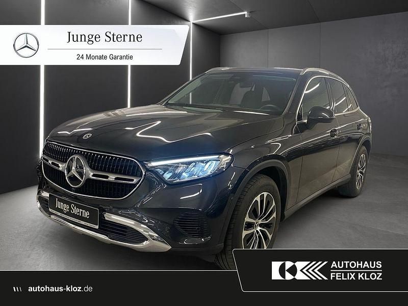 Grau Gebraucht 2024 Mercedes GLC200 SUV | 49.700 € (Fairer Preis) - Bild 1/4