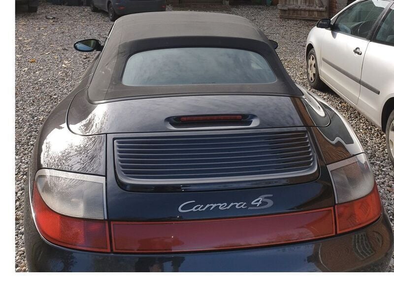 Schwarz Gebraucht 2004 Porsche 911 Carrera 4S Cabriolet Cabrio | 43.500 € (Guter Preis) - Bild 1/4