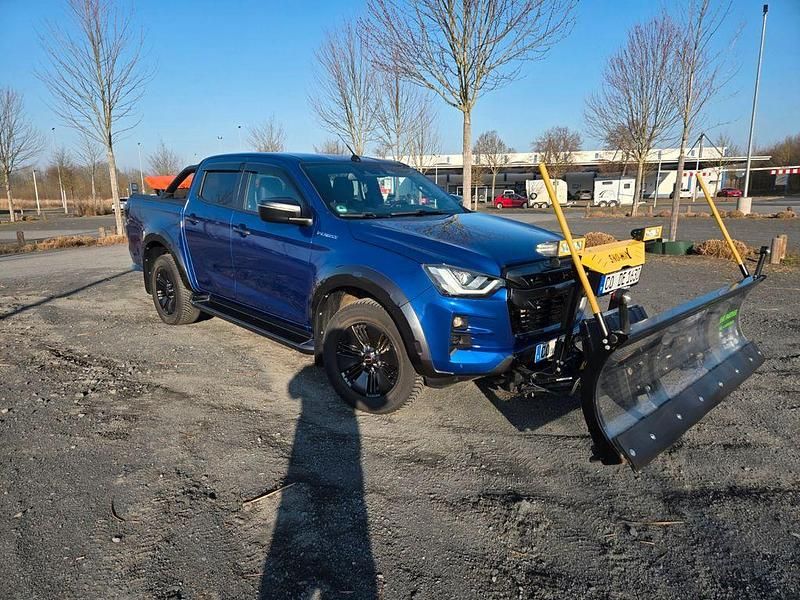 Gebraucht Isuzu D-Max 162 PS (119 kW) 2022 Blau Pickup