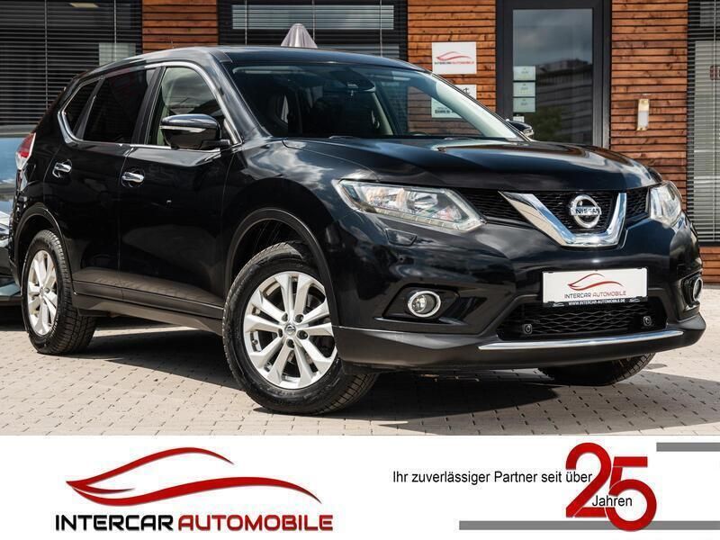 Black pearl (m) Gebraucht 2015 Nissan X-Trail Acenta SUV | 9.590 € (Fairer Preis) - Bild 1/4