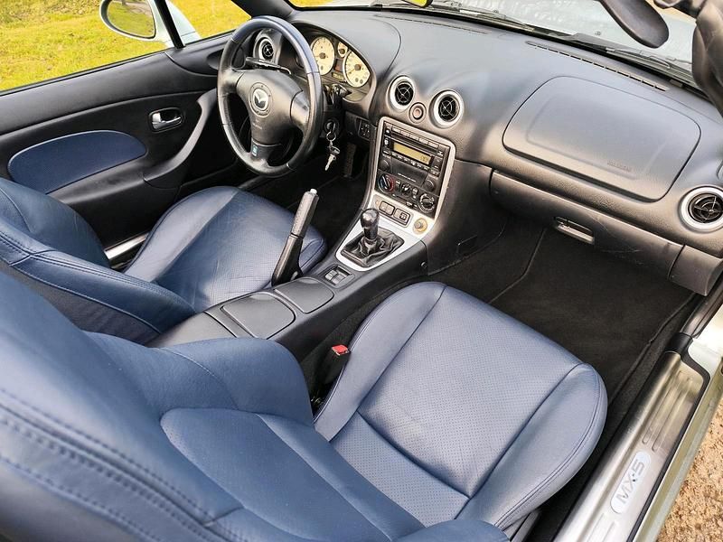 Gebraucht Mazda MX5 Impuls 110 PS (80 kW) 2004 Andere farben Cabrio