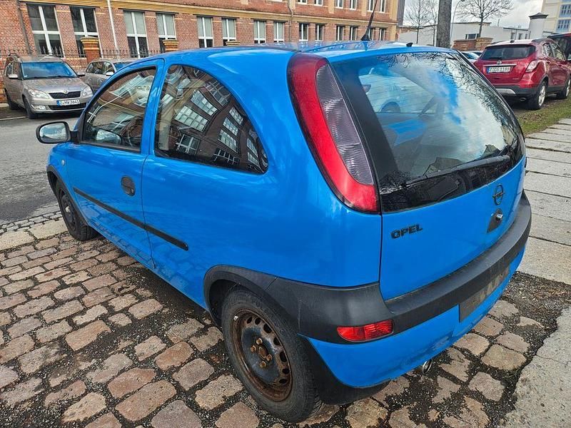 Gebraucht Opel Corsa 58 PS (42 kW) 2001 Blau Kleinwagen