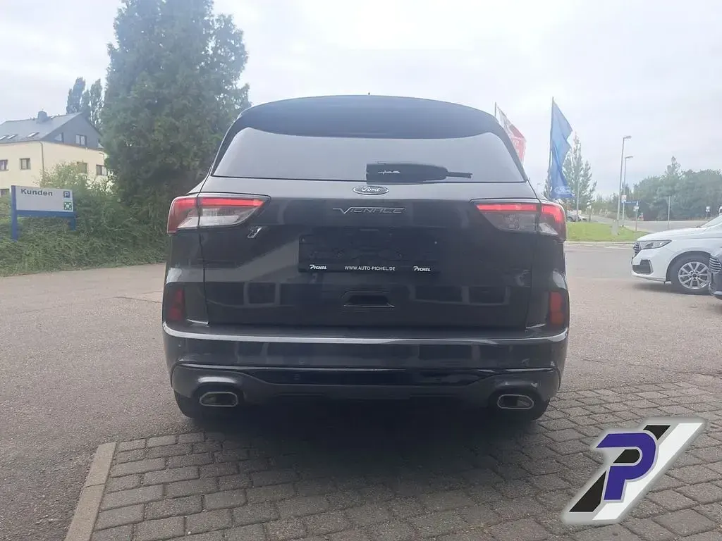 Używany Ford Kuga Vignale 224 KM (164 kW) 2021 Szary SUV