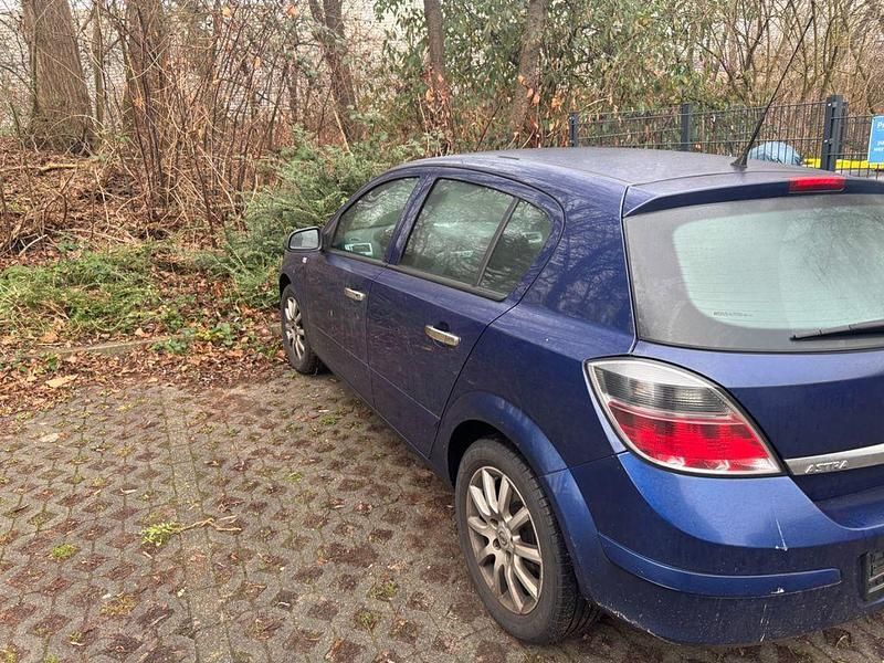 Gebraucht Opel Astra Cosmo 116 PS (85 kW) 2009 Blau Limousine
