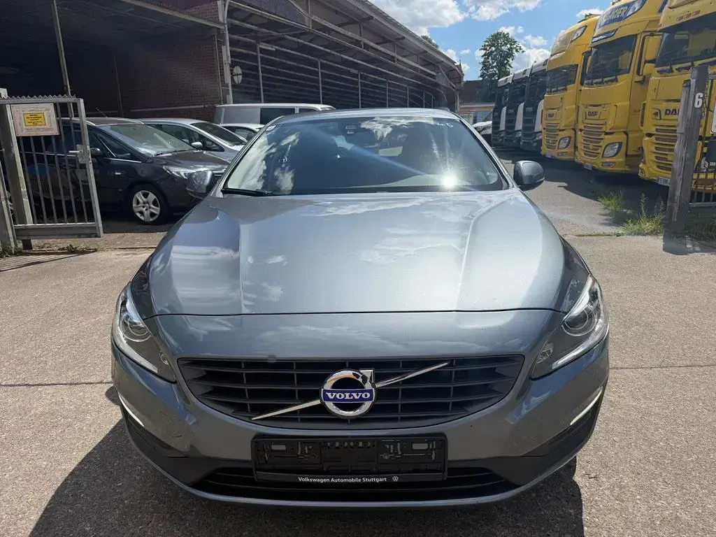 Occasion Volvo V60 Kinetic 150 ch (110 kW) 2017 Gris Break
