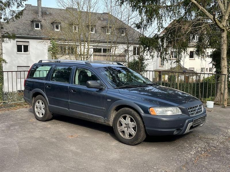 Gebraucht Volvo XC70 Summum 185 PS (136 kW) 2006 Blau Kombi