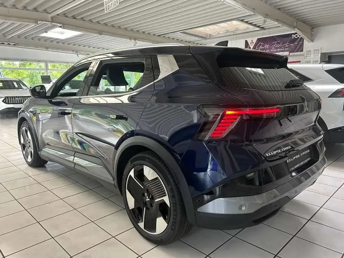 Neu Mitsubishi Eclipse Diamant Edition 160 kW (218 PS) 2026 Kosmosblau SUV