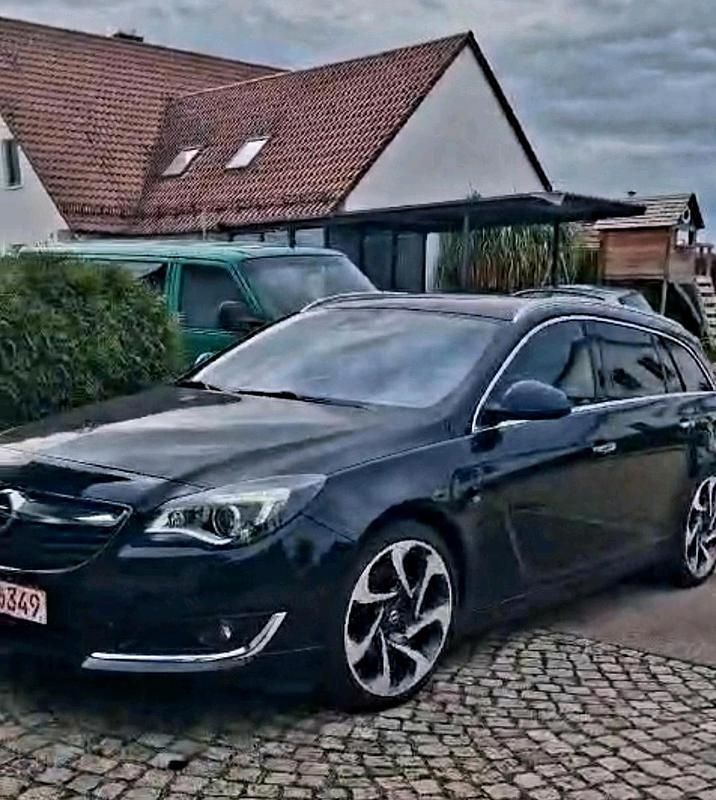 Gebraucht Opel Insignia 170 PS (125 kW) 2016 Schwarz Kombi