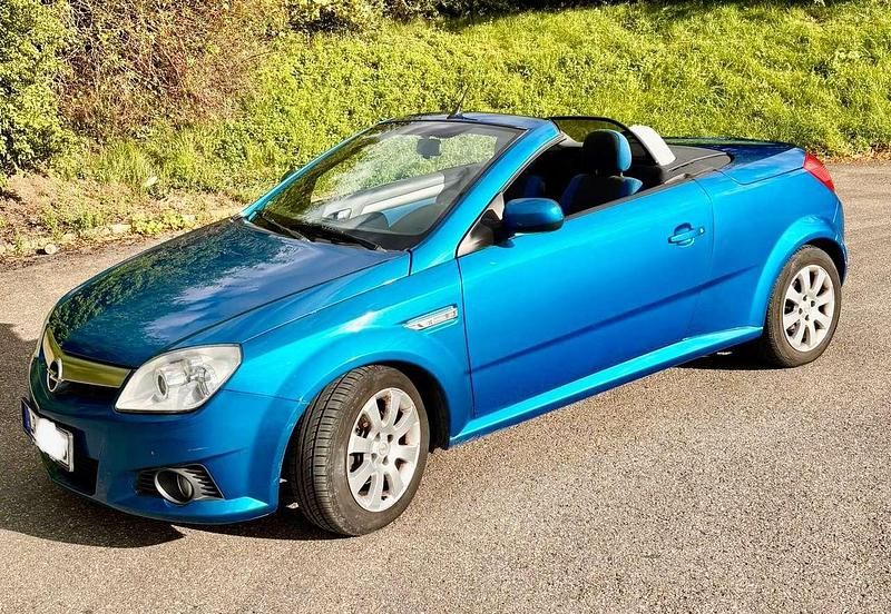 Blau Gebraucht 2004 Opel Tigra Sport Cabrio | 1.849 € (Guter Preis) - Bild 1/4
