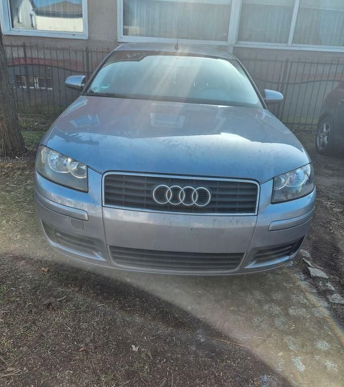 Gebraucht Audi A3 Ambiente 102 PS (75 kW) 2005 Silber Kleinwagen