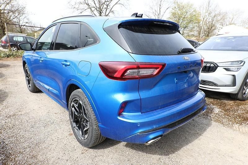 Neu Ford Kuga ST-Line 186 PS (136 kW) 2026 Desert island blue metallic desert island blue metallic SUV