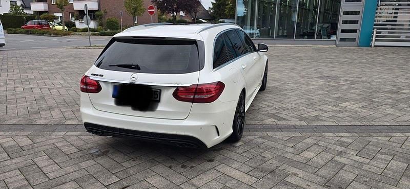 Gebraucht Mercedes C250 AMG line 204 PS (150 kW) 2015 Weiß Kombi