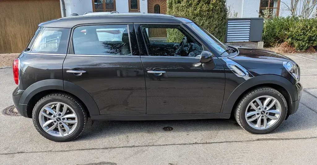 Occasion Mini Cooper D Countryman 111 ch (81 kW) 2016 Marron SUV