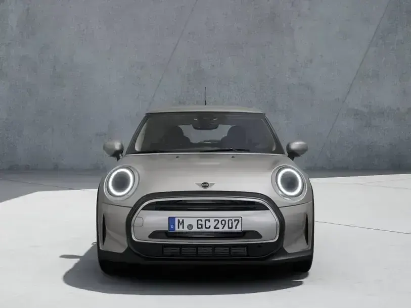 Gebraucht Mini Cooper Essential 136 PS (100 kW) 2023 Grau Kleinwagen