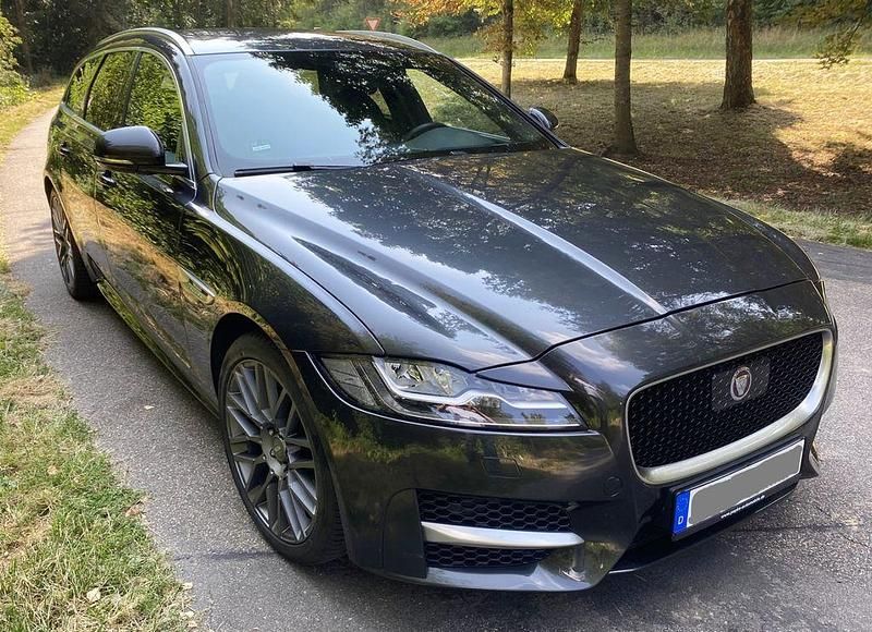 Grau Gebraucht 2018 Jaguar XF Sportbrake R-Sport Kombi | 22.500 € (Guter Preis) - Bild 1/4