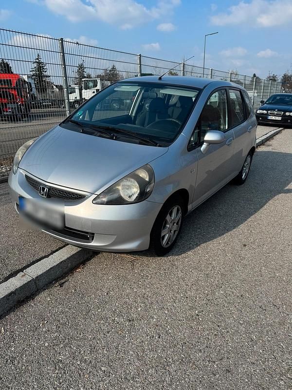 Gebraucht Honda Jazz 77 PS (56 kW) 2007 Silber Kleinwagen
