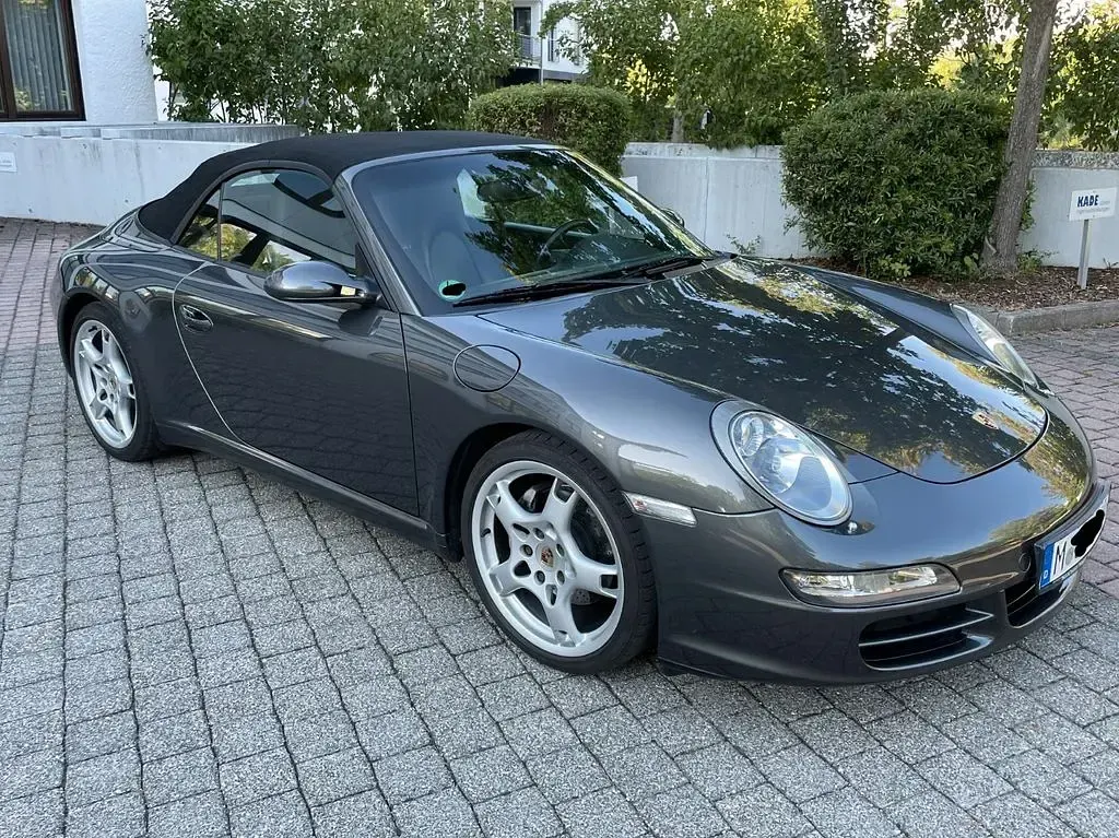 Gebraucht Porsche 997 325 PS (239 kW) 2006 Grau Cabrio