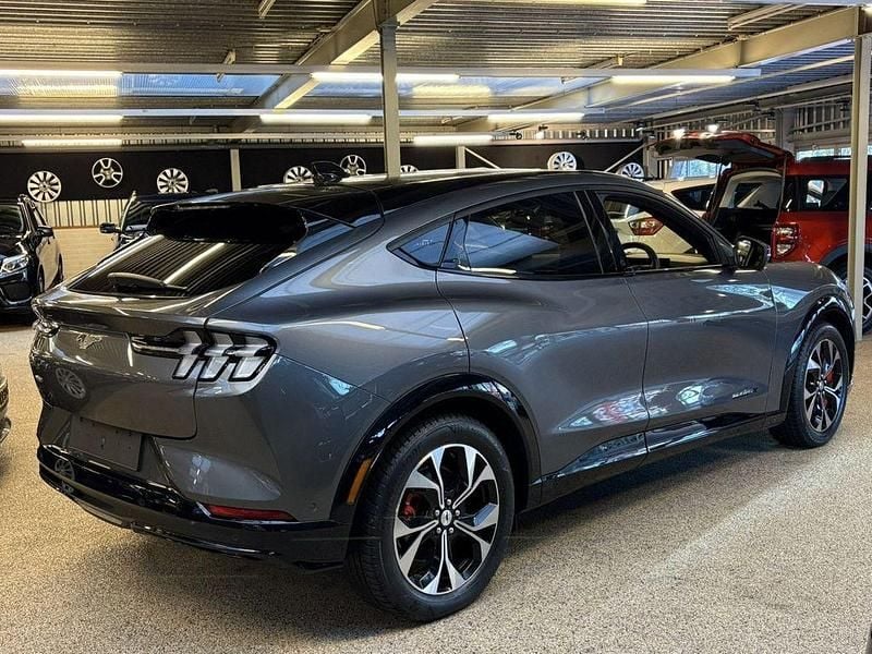 Gebraucht Ford Mustang Mach-E Premium 272 kW (371 PS) 2026 Grau SUV