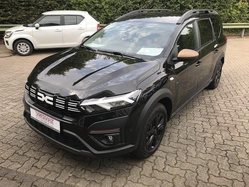 Perlmuttschwarz Neu 2025 Dacia Jogger Extreme Kombi | 27.490 € (Fairer Preis) - Bild 1/4