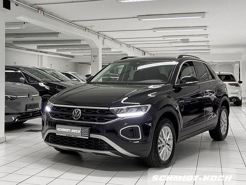 Gebraucht VW T-Roc Life 116 PS (85 kW) 2023 Deep black perleffekt (schwarz) SUV