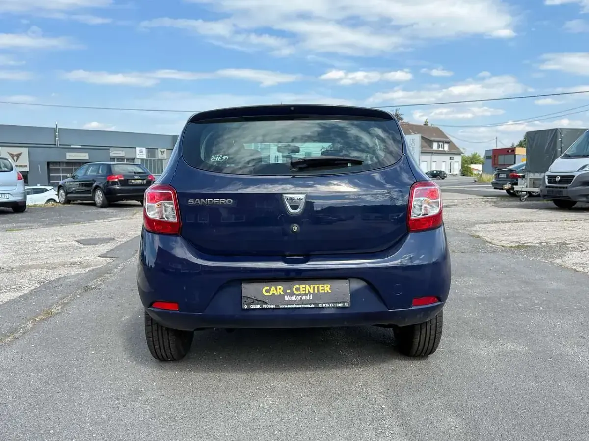 Gebraucht Dacia Sandero Lauréate 75 PS (55 kW) 2013 Blau marine Kleinwagen