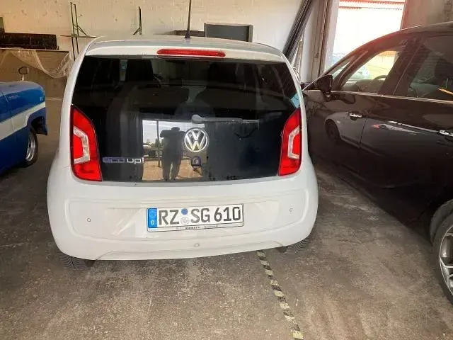 Gebraucht VW up! CLUB 68 PS (50 kW) 2015 Weiß Kleinwagen