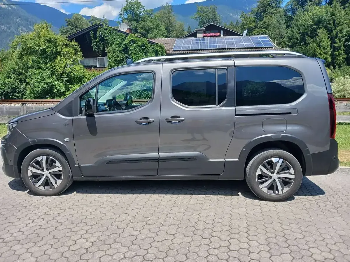 Gebraucht Peugeot Rifter GT 131 PS (96 kW) 2021 Silber Van / Kleinbus