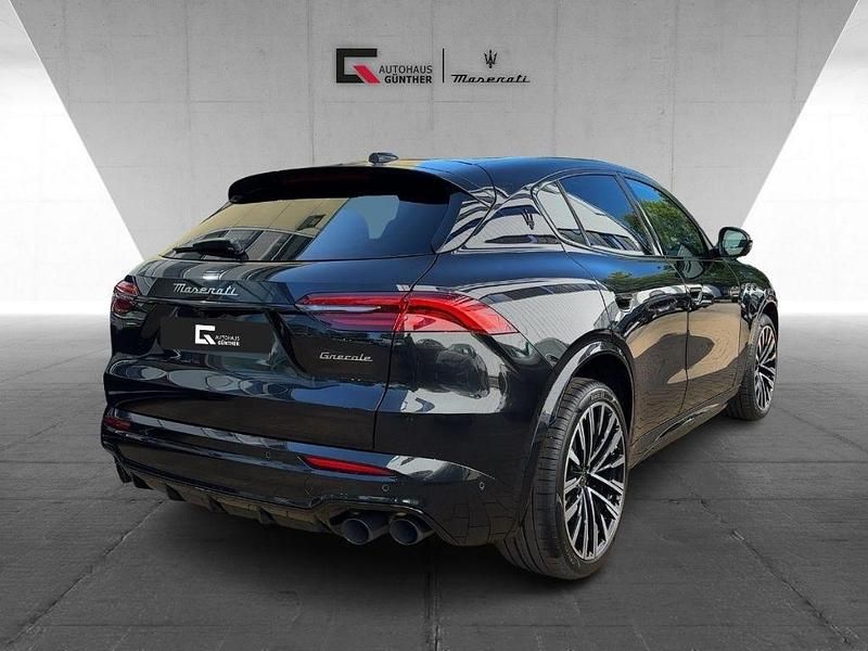 Neu Maserati Grecale 330 PS (242 kW) 2025 Schwarz SUV