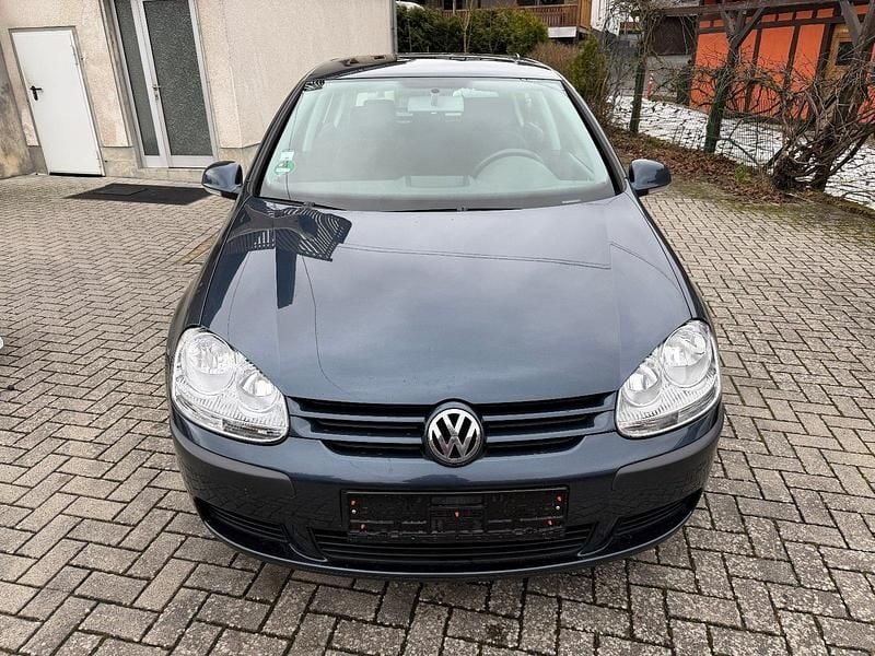 Gebraucht VW Golf IV Trendline 105 PS (77 kW) 2004 Blau Limousine