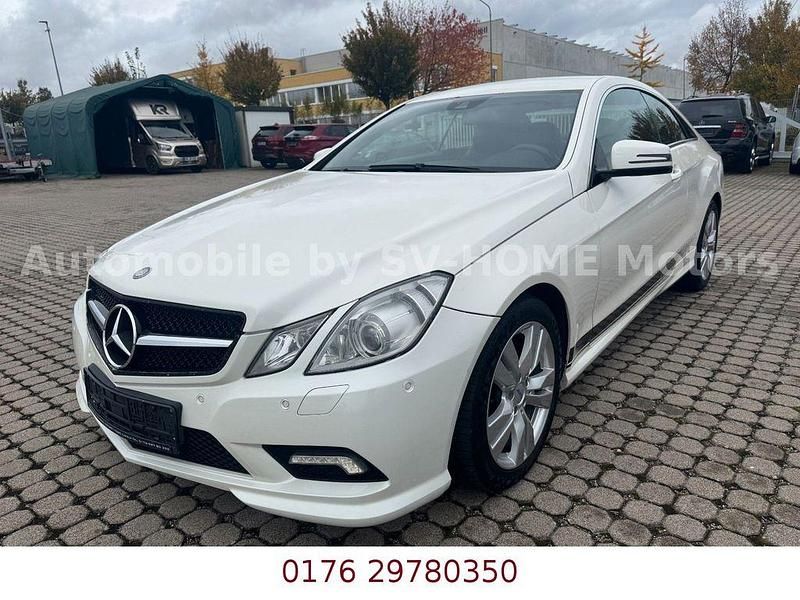 Weiß Gebraucht 2011 Mercedes E350 Avantgarde Coupé | 13.999 € (Fairer Preis) - Bild 1/4