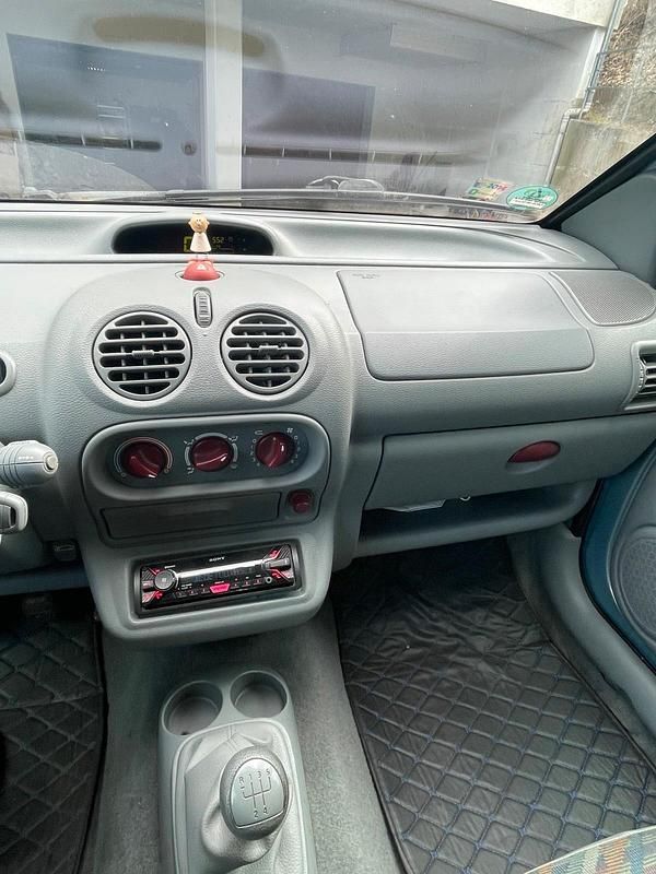 Gebraucht Renault Clio V 75 PS (55 kW) 2025 Blau Kleinwagen