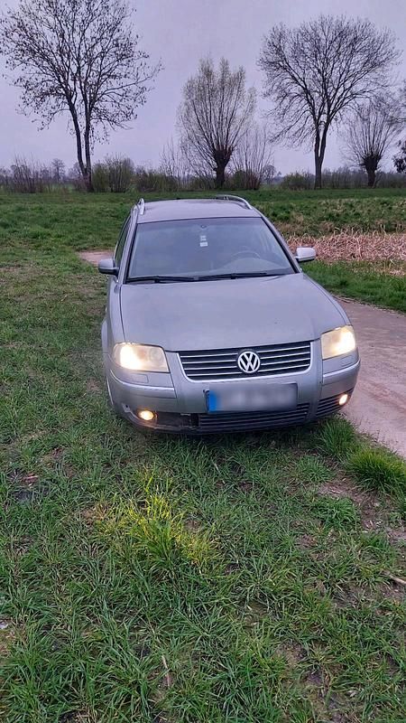Gebraucht VW Passat 150 PS (110 kW) 2003 Grau Kombi