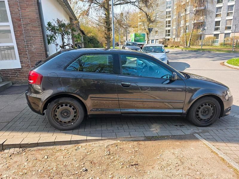 Gebraucht Audi A3 140 PS (102 kW) 2010 Schwarz Kleinwagen