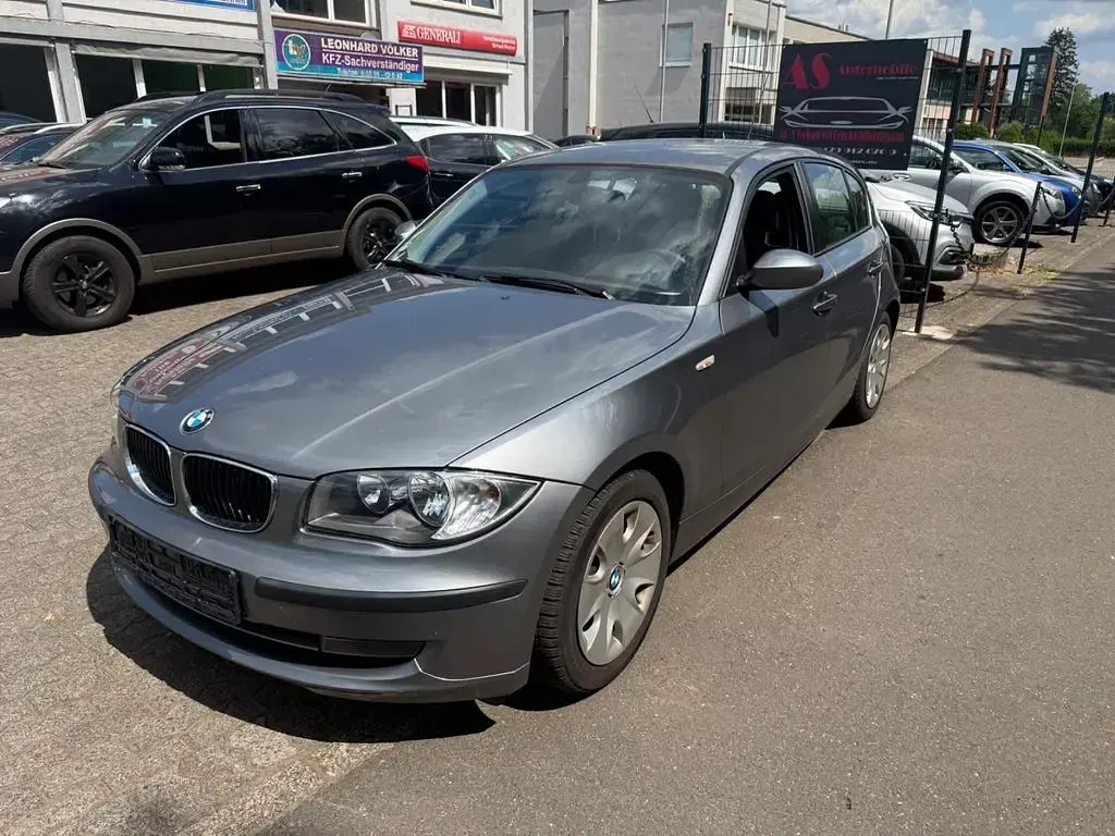 Gebraucht BMW 116 Advantage 122 PS (89 kW) 2009 Grau Kleinwagen