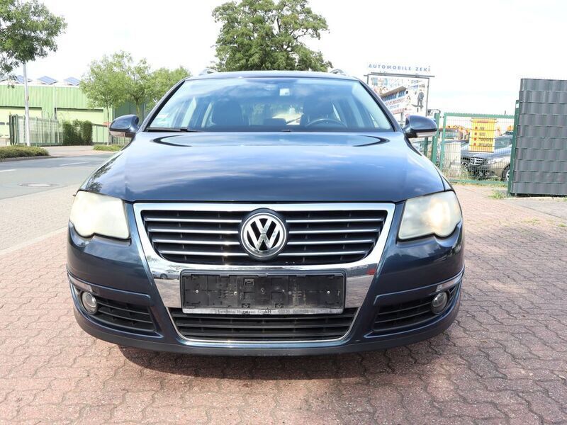 Blau Gebraucht 2006 VW Passat Highline Kombi | 1.750 € (Guter Preis) - Bild 1/4