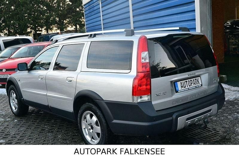 Gebraucht Volvo XC70 Summum 209 PS (153 kW) 2006 Silber Kombi