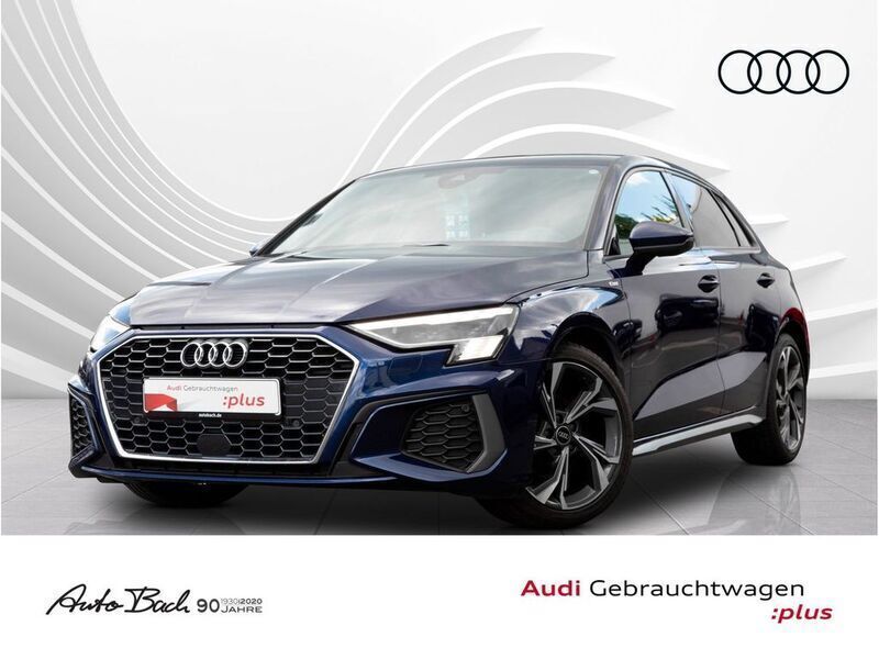 Blau (navarrablau metallic) Gebraucht 2022 Audi A3 Sportback S-Line Limousine | 24.670 € (Fairer Preis) - Bild 1/4