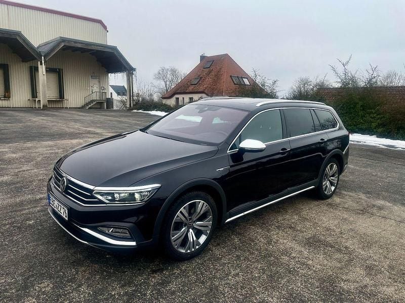 Gebraucht VW Passat Alltrack 239 PS (175 kW) 2020 Schwarz Kombi