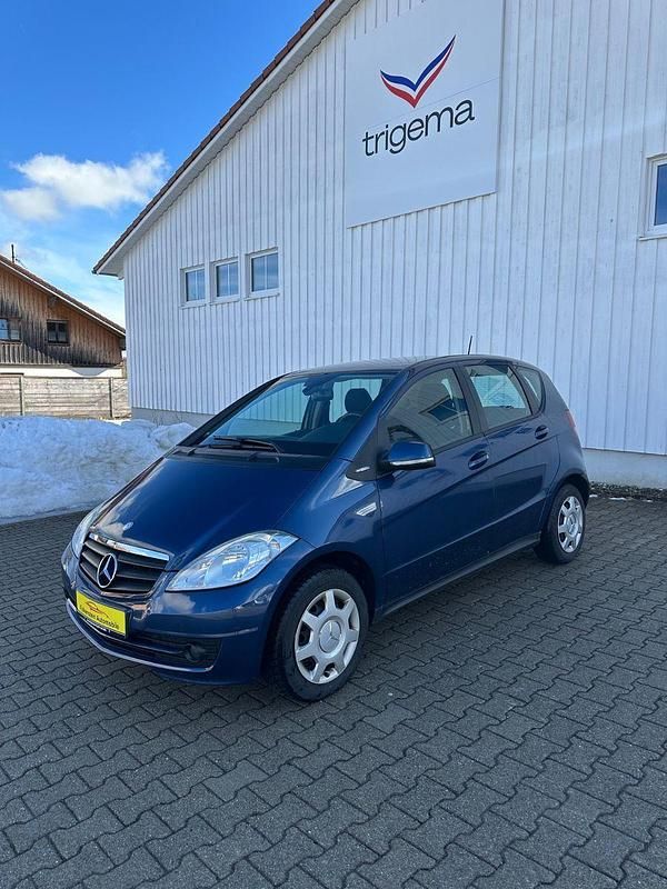 Gebraucht Mercedes A150 95 PS (69 kW) 2009 Blau Kleinwagen